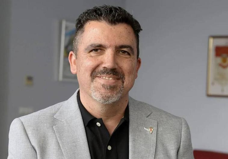 El expresidente grana Txema Almela declara contra la gestión de Víctor Gálvez